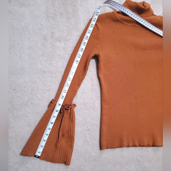 Chicwish knit turtleneck flare bell ruffle sleeves burnt orange ribbed S small - Picture 11 of 11